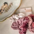 5stk Velvet Scrunchies   thumbnail